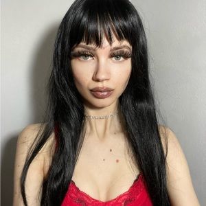 Meet your Posher, Jade